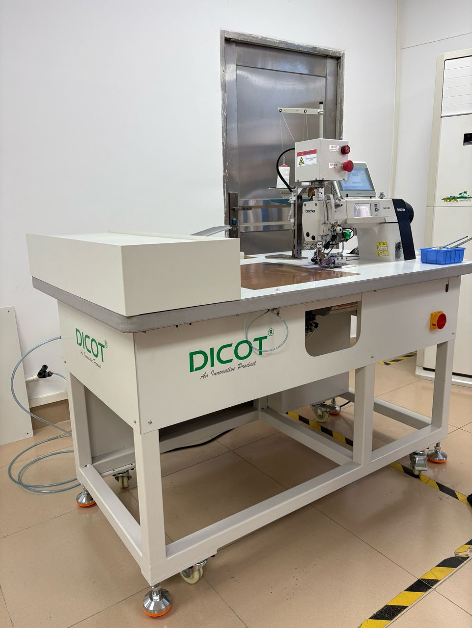 Collar and Cuff Top Stitch Machine - View 2